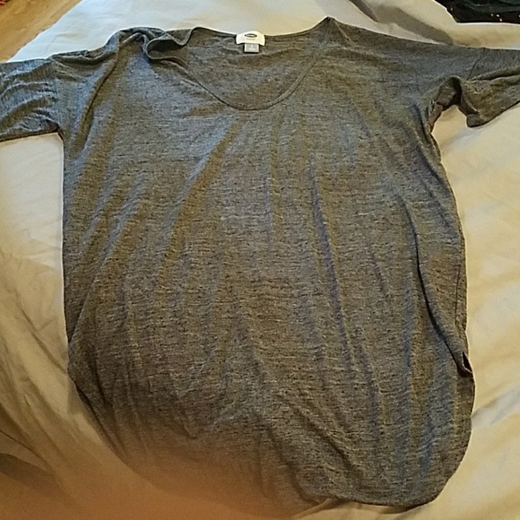 Old navy tees. Set of 2 - Picture 4 of 5